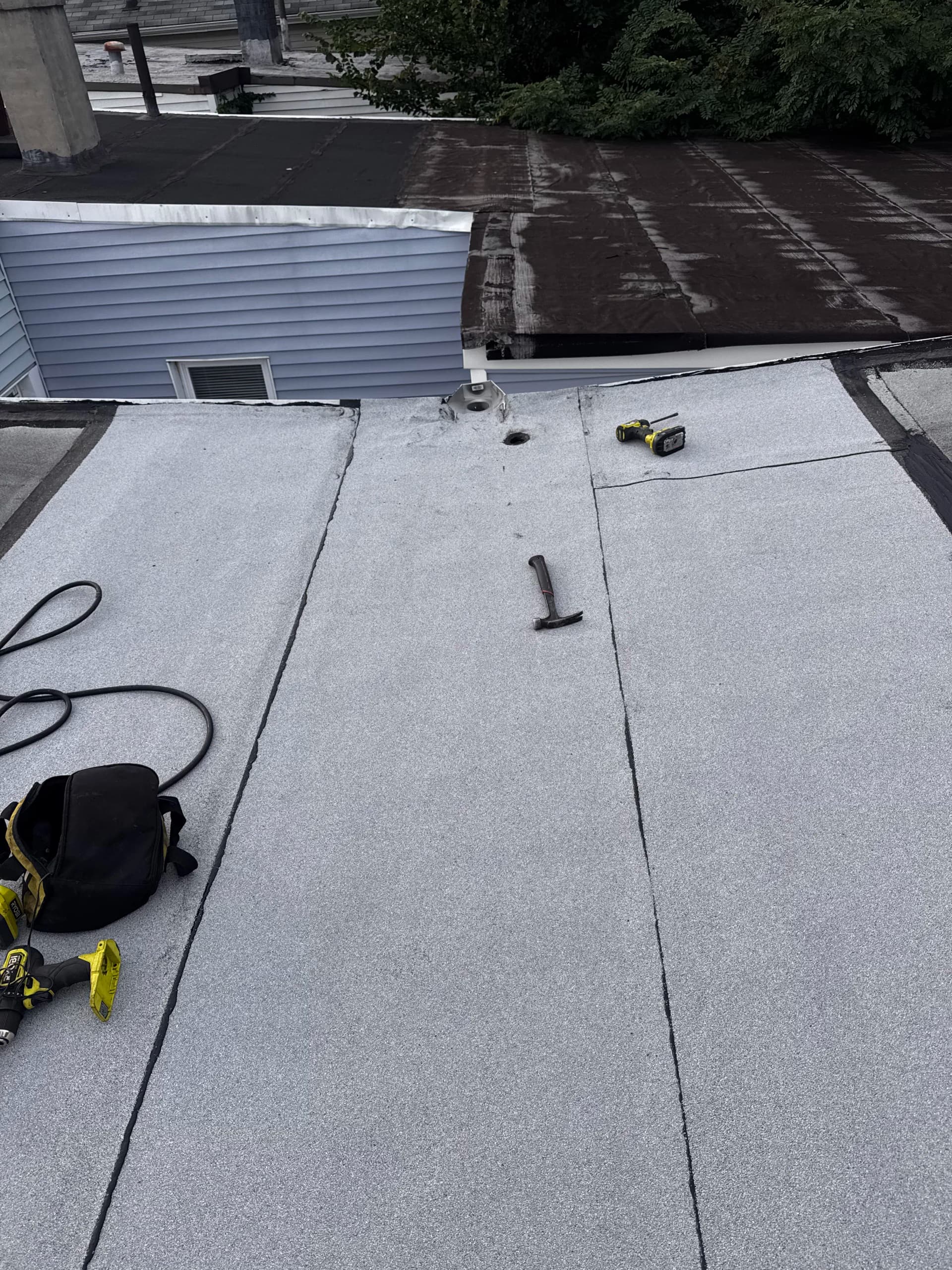 Gallery photos for Flat Roof Replacement With Drain and Gutter Fix: Image #2