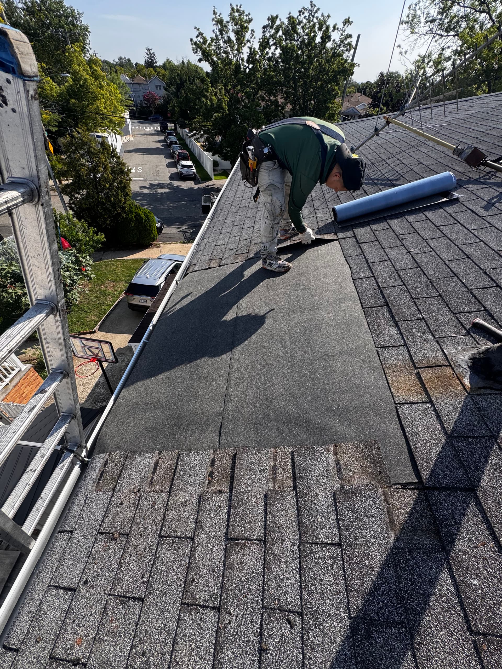 Gallery photos for Staten Island Roof Leak Repair Gone Deep: Image #2
