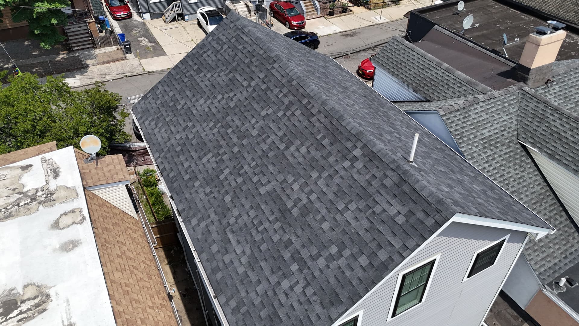 Gallery photos for Full Shingle Roof Replacement Done the Right Way: Image #3