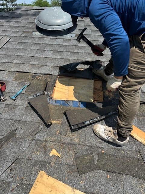 Gallery photos for Tree Damage Repair Restores Roof in NY: Image #2