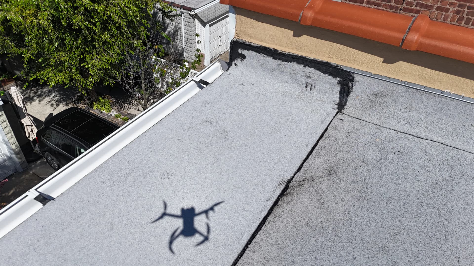 Gallery photos for Flat Roof Repair Done Right - Finding Every Weak Spot: Image #2