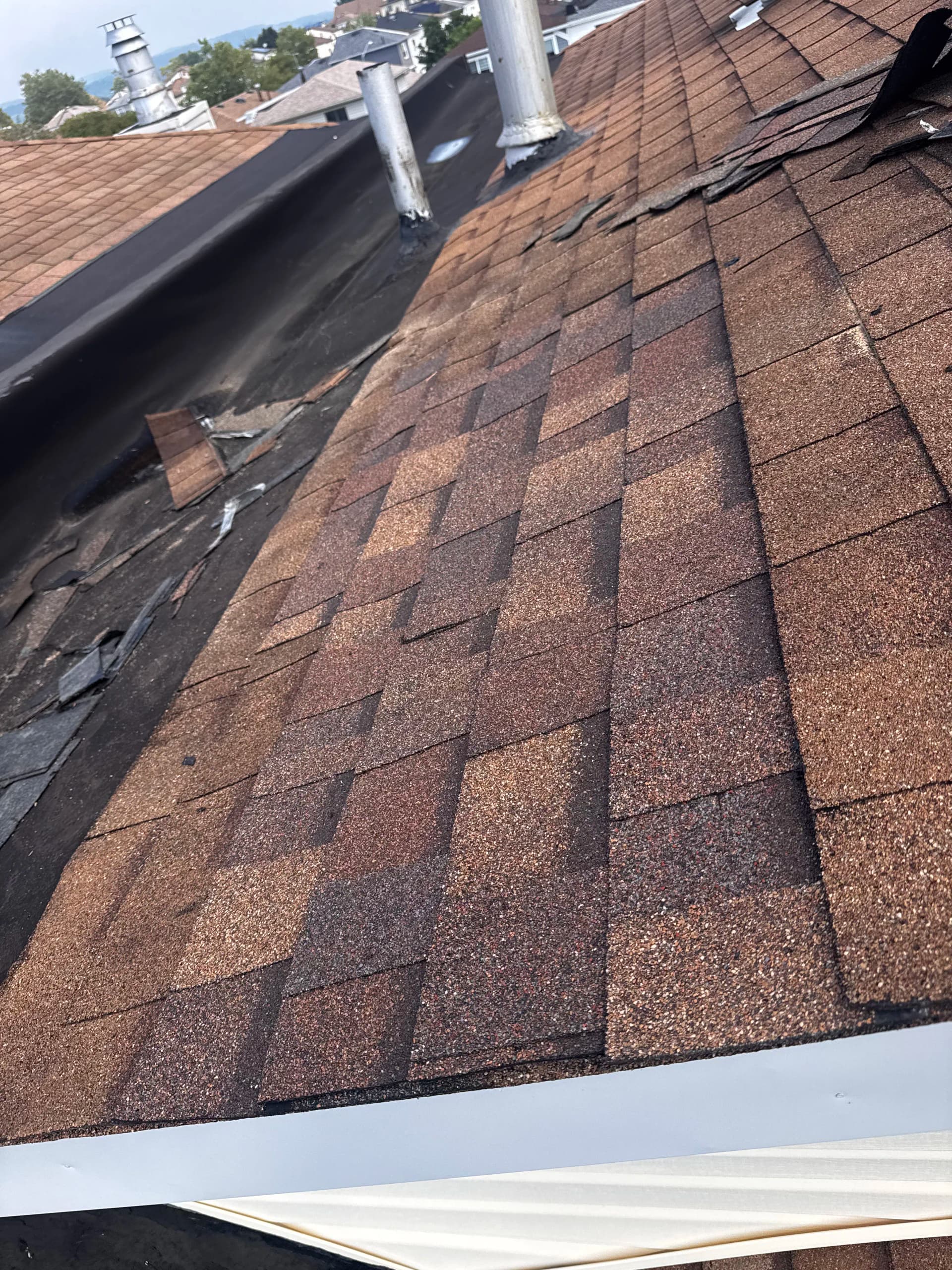 Gallery photos for Emergency Shingle Roof Repair That Stopped a Leak Cold: Image #3