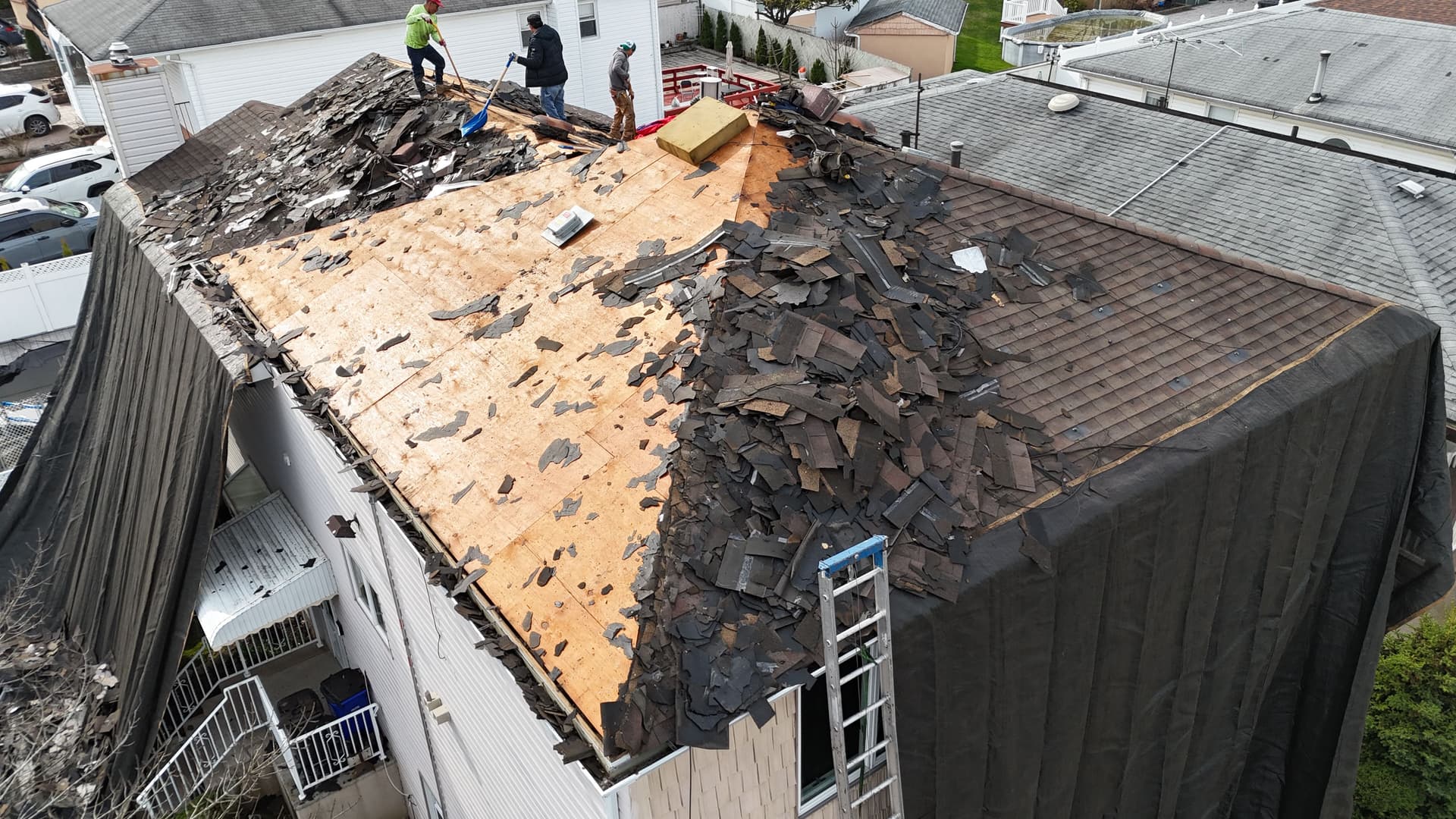 Gallery photos for Asphalt Shingle Roof Overhaul in Staten Island: Image #1