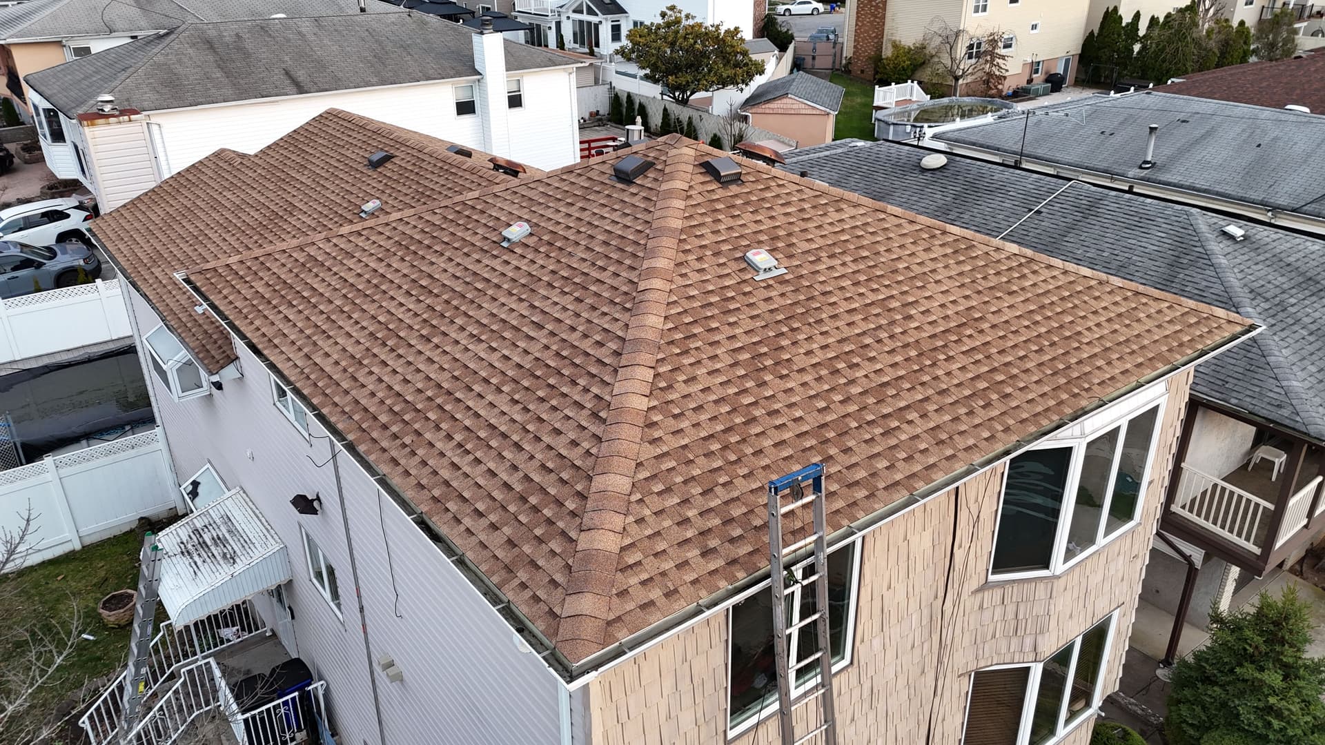 Gallery photos for Asphalt Shingle Roof Overhaul in Staten Island: Image #3